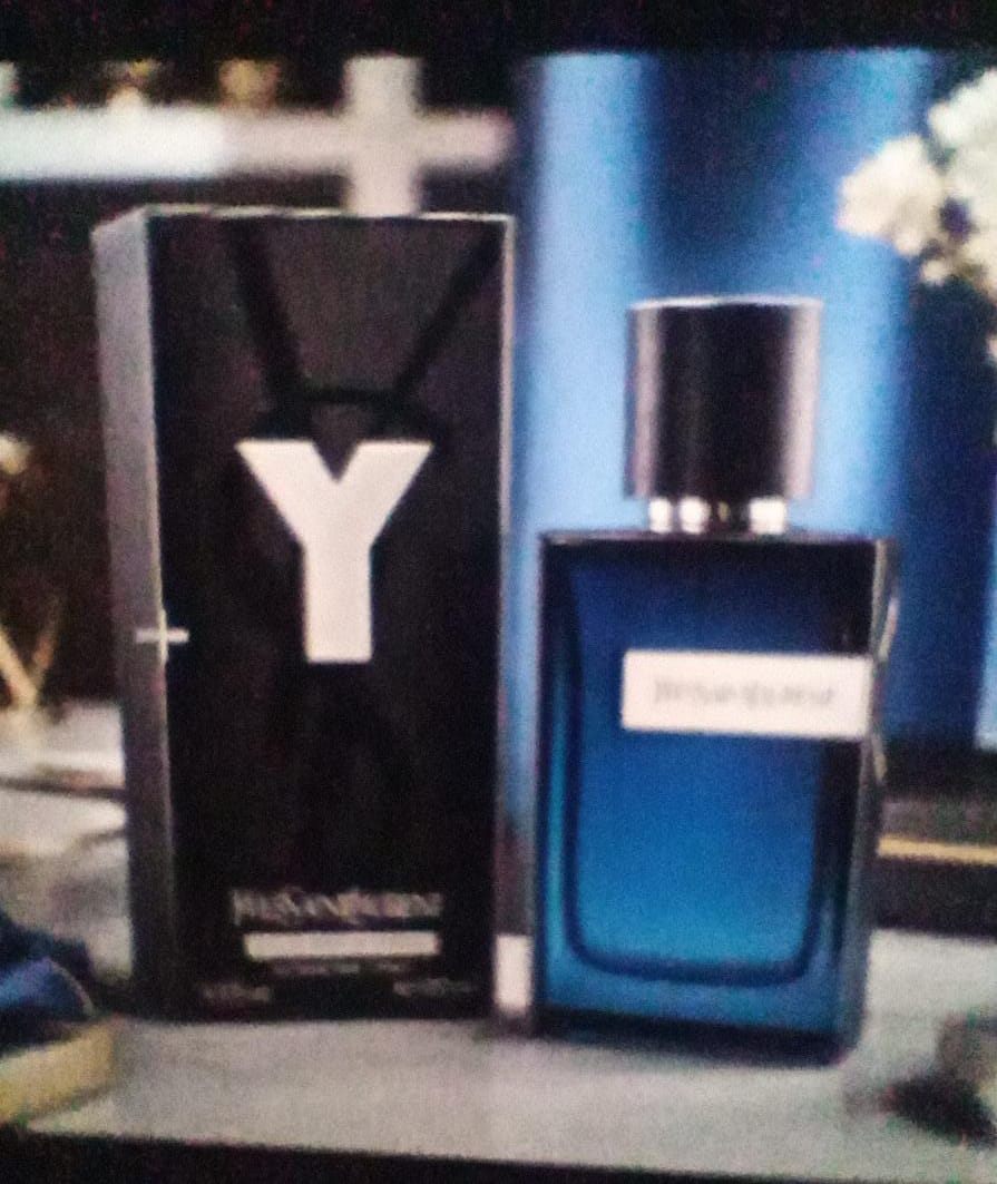 Yves Saint Laurent Y Eau de Parfum for Men – Fresh & Woody Fragrance